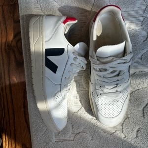 Veja Shoes!
